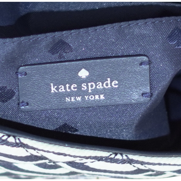 Kate Spade Natalia Medium Quilted Striped Nautical Navy White Silver Chain PRKIN - Picture 6 of 16